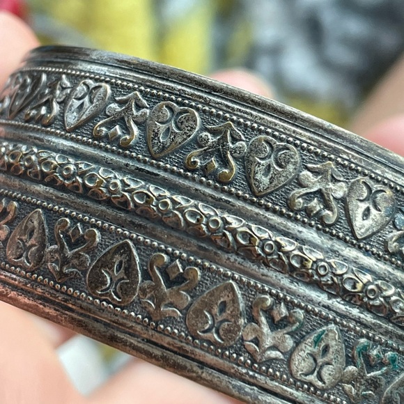 Antique ethnic hinged bracelet - Picture 6 of 6
